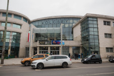 Kép szöveg